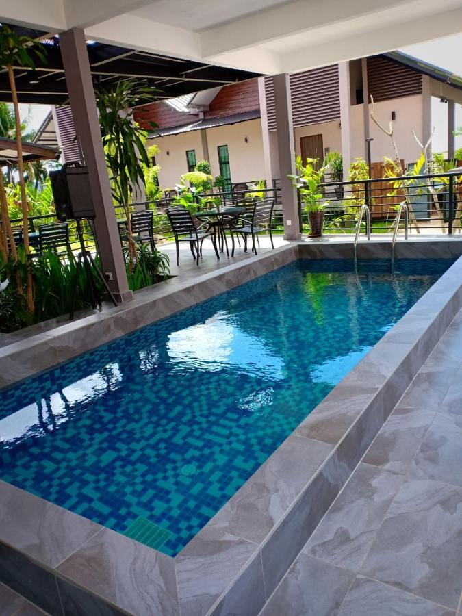 Villa Paddy Padang Mat Sirat Bagian luar foto